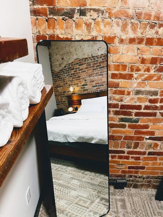 Gamble Mill Hotel Bellefonte Room photo